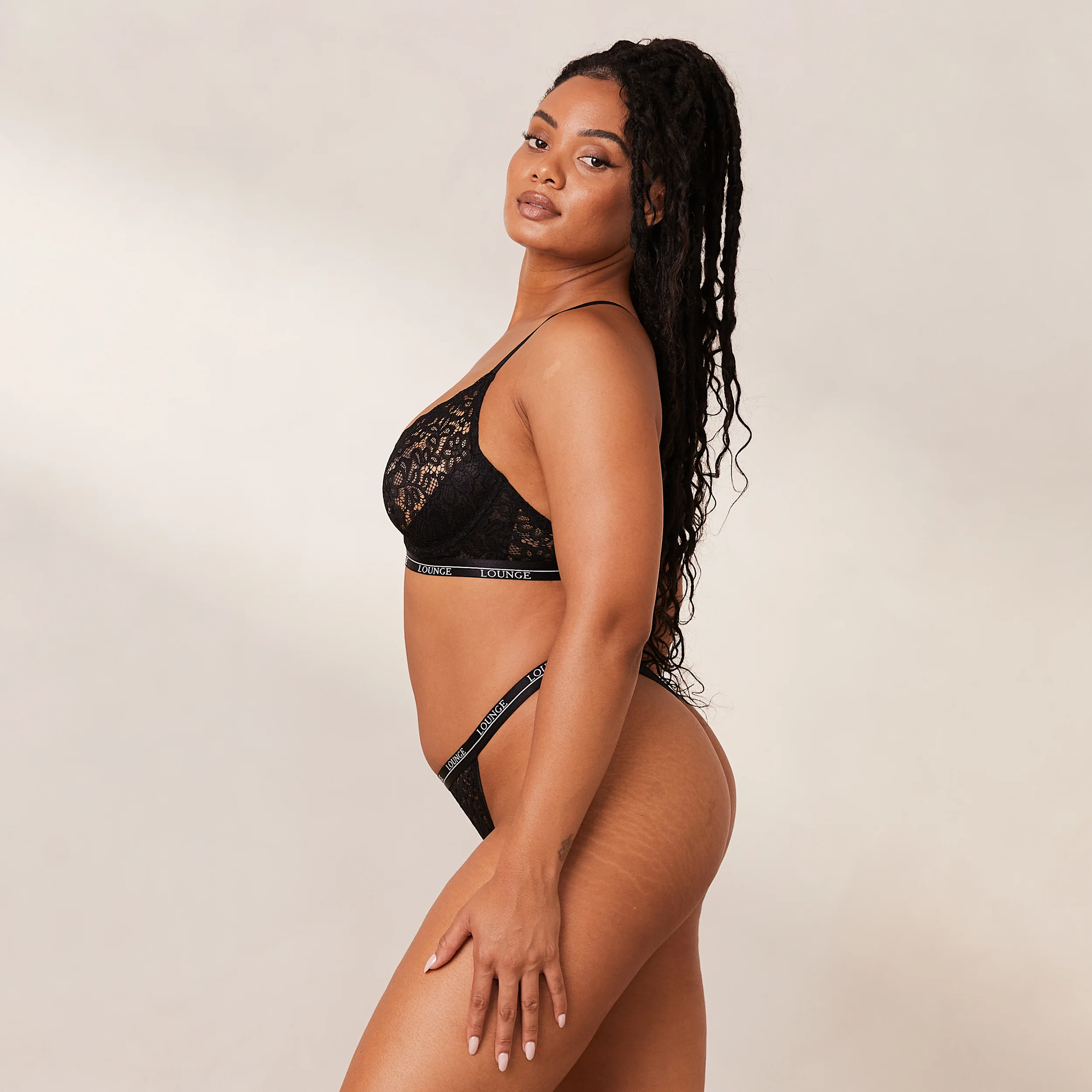 Balcony Bra  - Black - Image 11